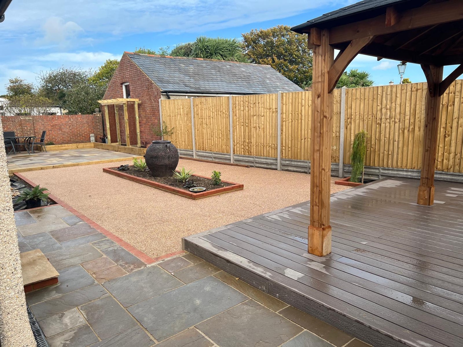 The deck beside the paving