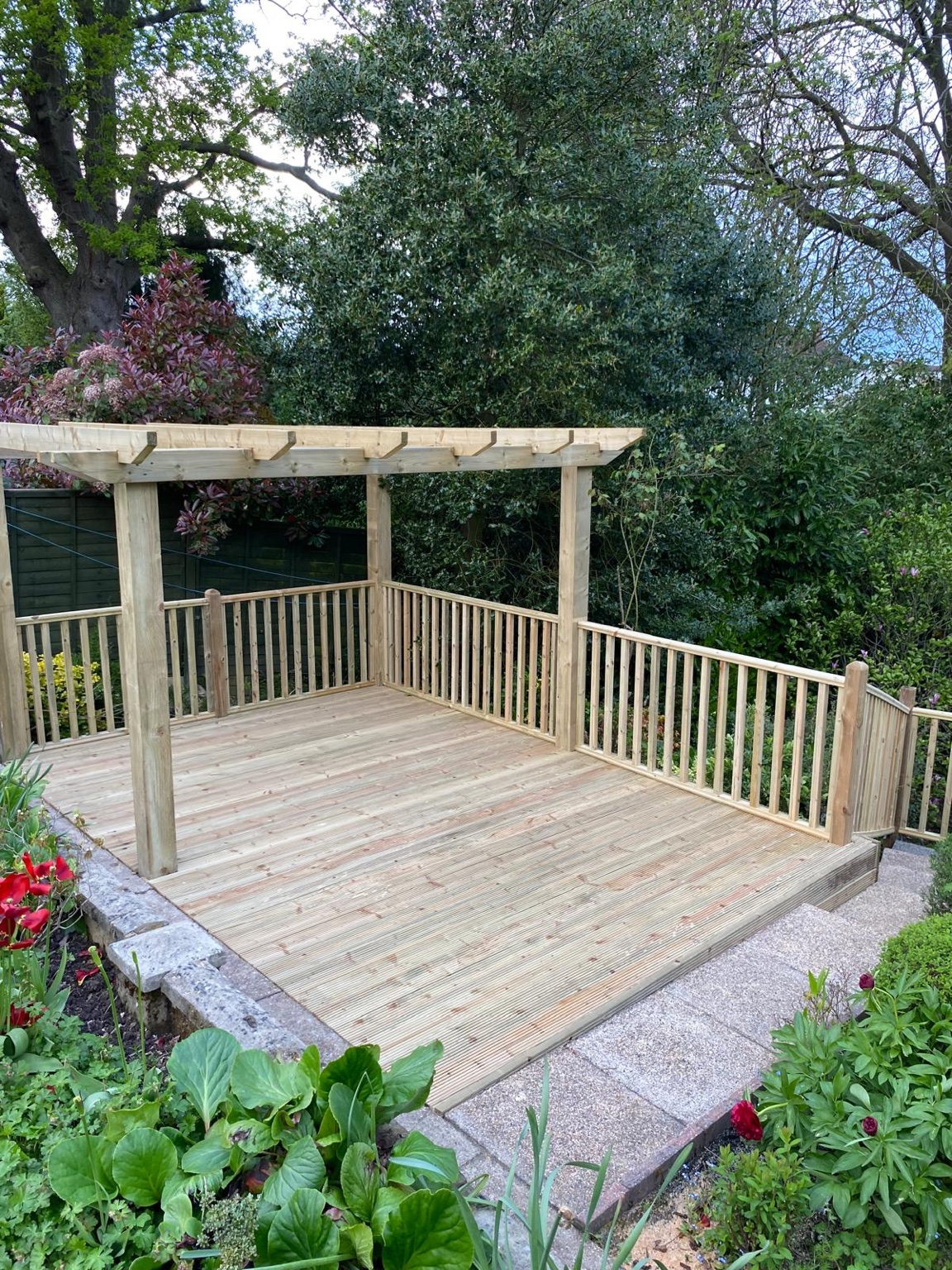 Timber decking, pergola and balustrade in Tenterden